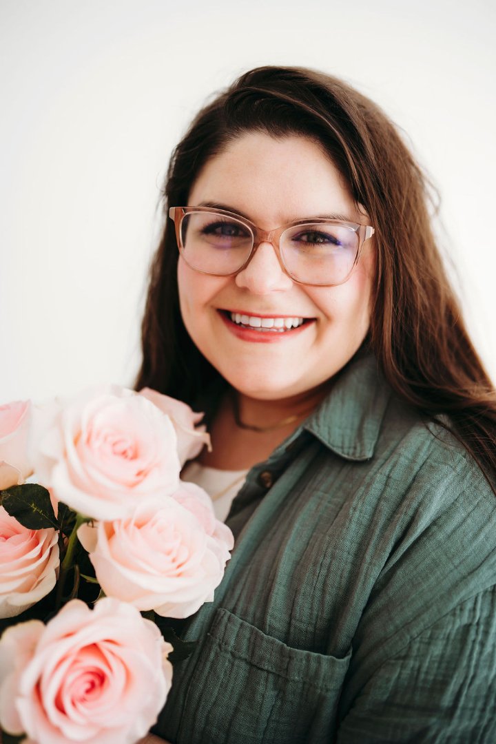 Sarah Harmon_Rubia Flower Market_Headshot.jpg